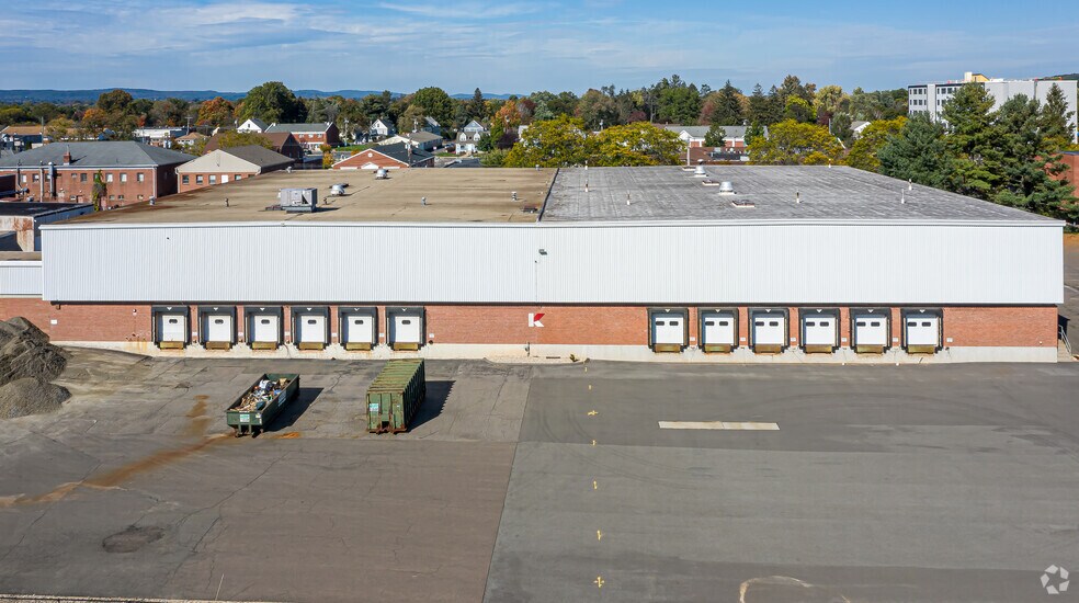 More Photos Of 1170 Main St, Newington Manufacturing For Lease