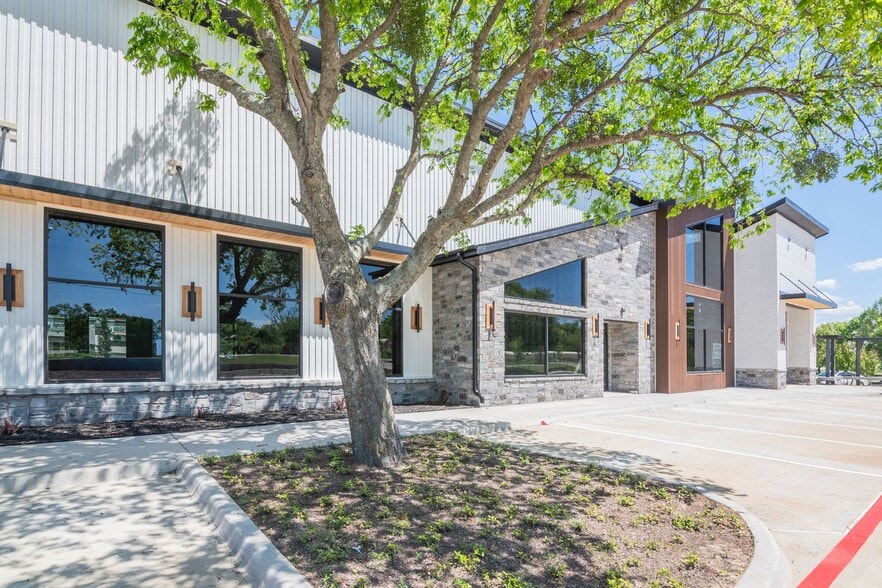 More Photos Of 120 Mitchell rd, Mansfield Medical For Lease