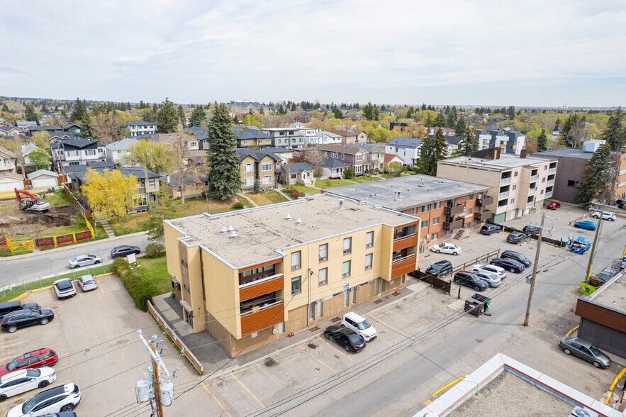 More Photos Of 1133 17 Av NW, Calgary Storefront Retail Residential For Sale
