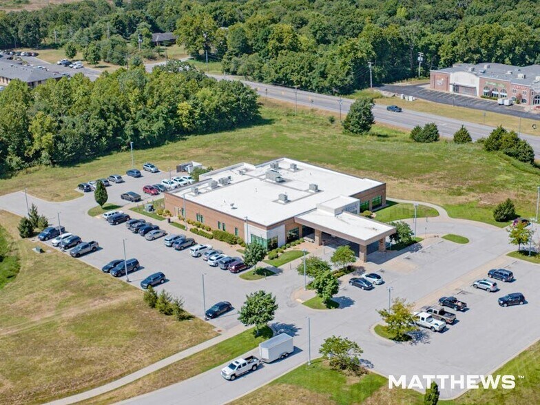 More Photos Of 202 E 50th St, Joplin Medical For Sale