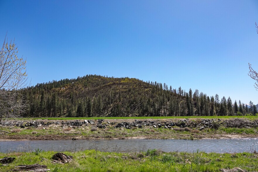 More Photos Of 13317 McAdams Creek Rd, Fort Jones Land For Sale