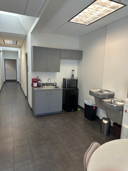 More Photos Of 500 S Maitland Ave, Maitland Office For Lease