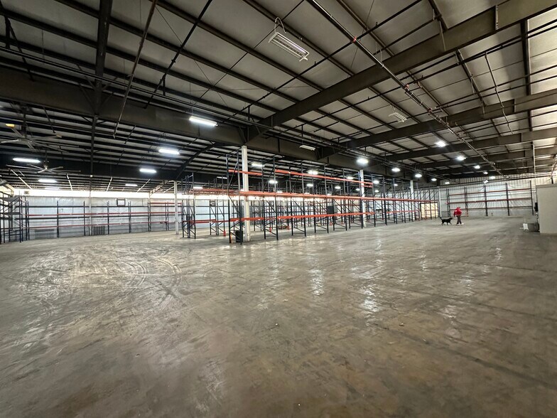 More Photos Of 6063 Whitehurst Dr, Seaford Warehouse For Sale
