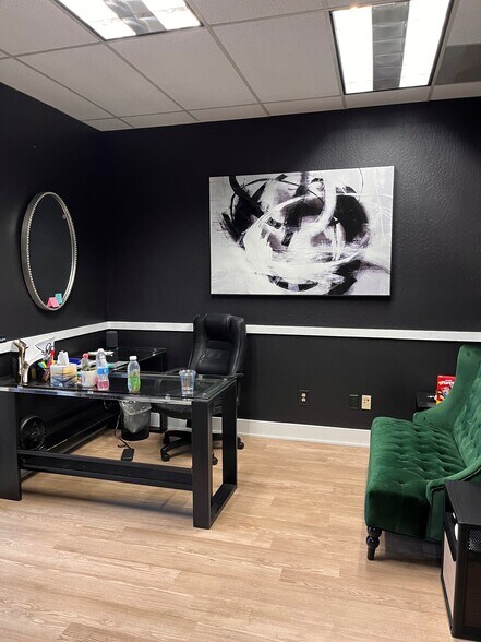 More Photos Of 955 S Virginia St, Reno Office For Sale