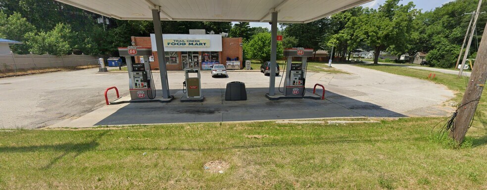 Primary Photo Of 400 Johnson Rd, Trail Creek General Retail For Sale