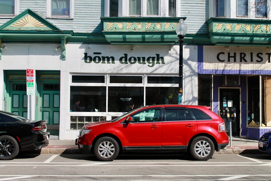 More Photos Of 1245-1273 Cambridge St, Cambridge Restaurant For Sale