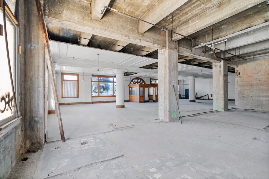 More Photos Of 800-810 Traction Ave, Los Angeles Office For Sale