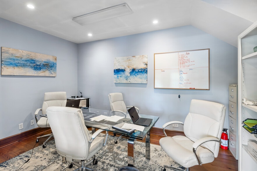 More Photos Of 1001 Landfall Way, Johns Island Storefront Retail Office For Sale