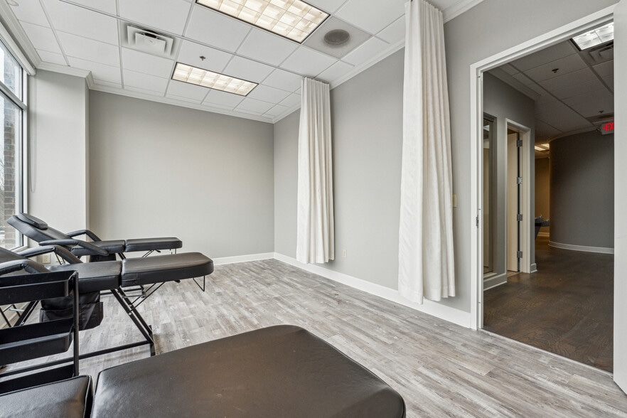 More Photos Of 1300 Peachtree Industrial Blvd, Suwanee Storefront Retail Office For Sale