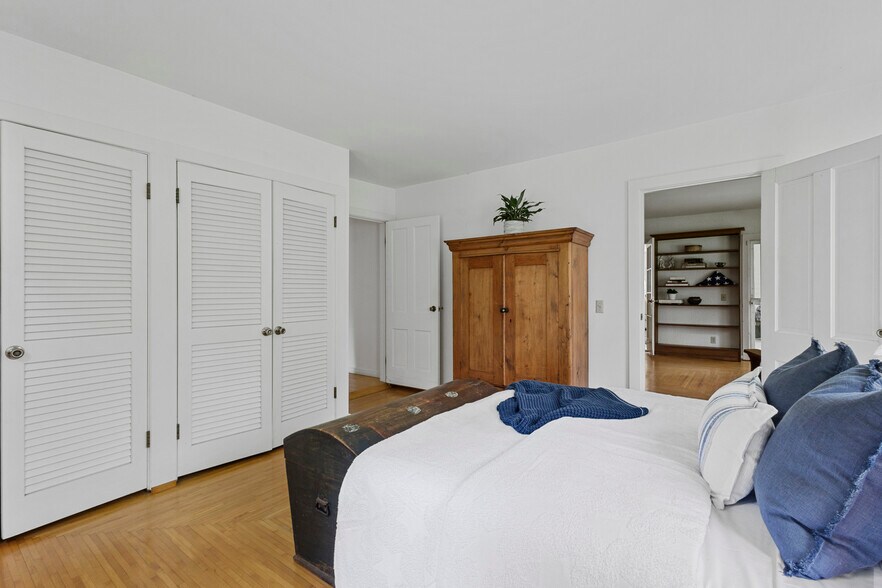 More Photos Of 540 North St, Green Lake Storefront Retail Residential For Sale