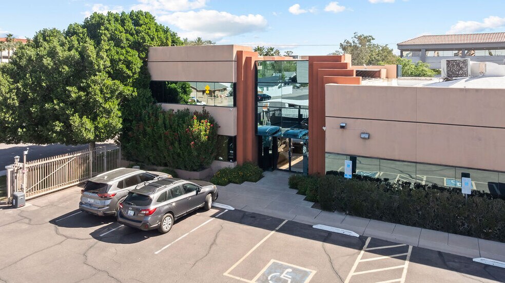 More Photos Of 3770 N 7th St, Phoenix Office For Lease