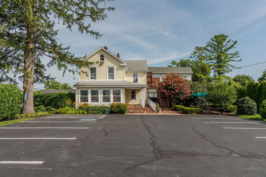 Primary Photo Of 134 Cockeysville Rd, Cockeysville Medical For Lease