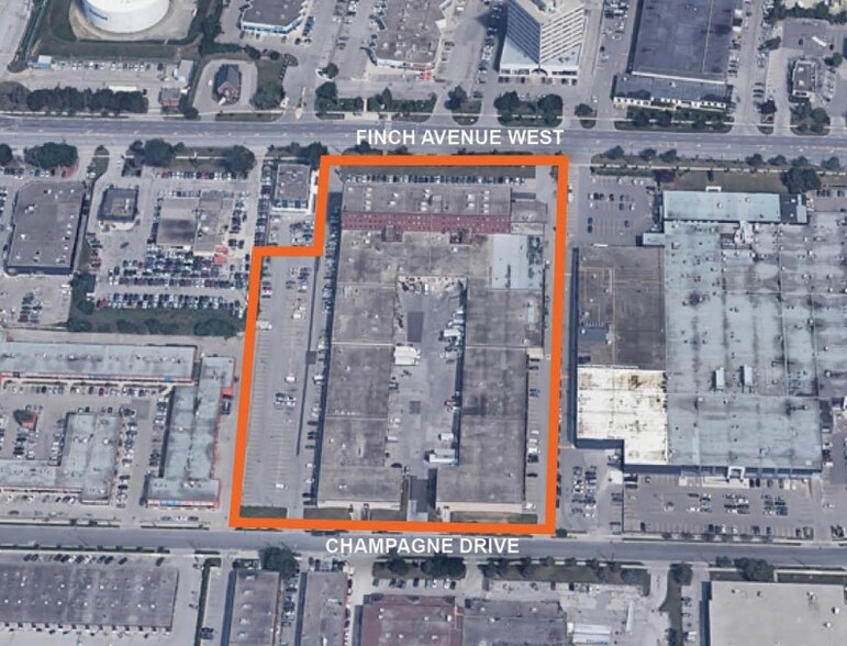 More Photos Of 1111 Finch Ave W, Toronto Showroom For Lease