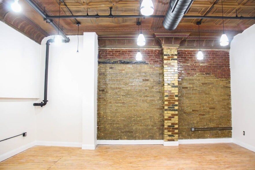 More Photos Of 5806-5810 Bergenline Ave, West New York Unknown For Lease