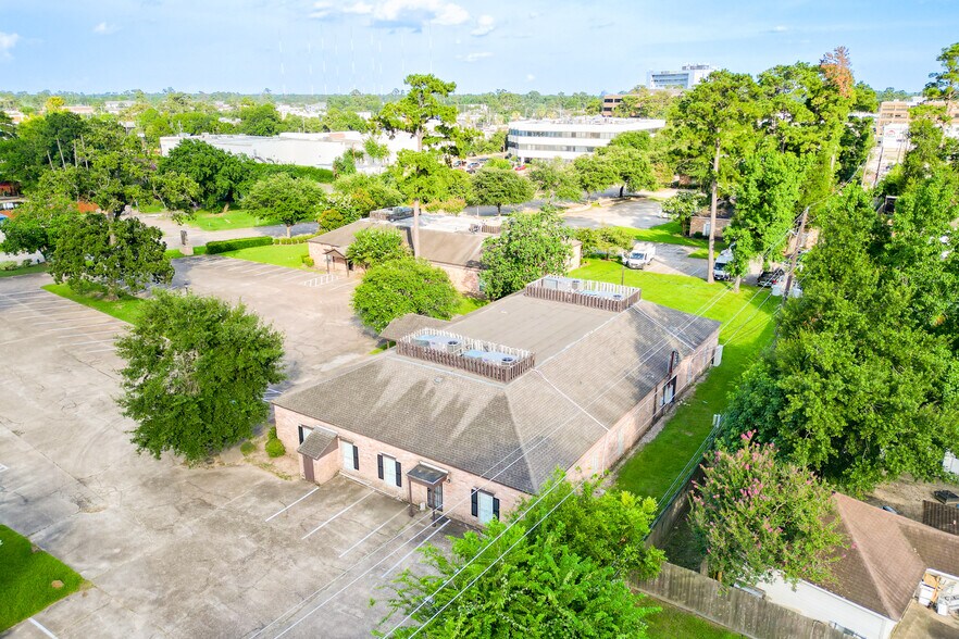 More Photos Of 14721 Pebble Bend Dr, Houston Medical For Lease