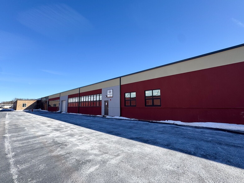 Primary Photo Of 221 South St, New Britain Unknown For Lease