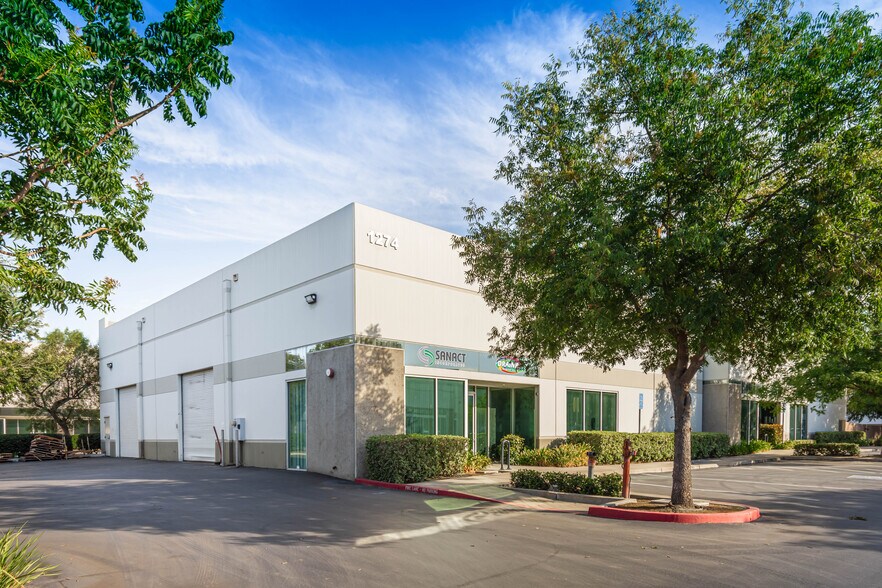 Primary Photo Of 1274 Dupont Ct, Manteca Warehouse For Sale