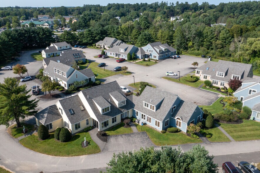 More Photos Of 62 Portland Rd, Kennebunk Medical For Sale