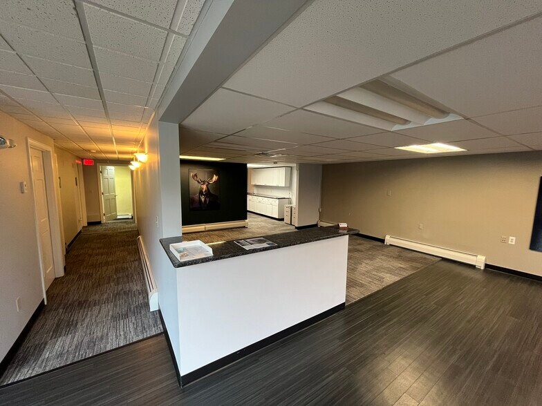 More Photos Of 1087 Forest Ave, Portland Office For Sale