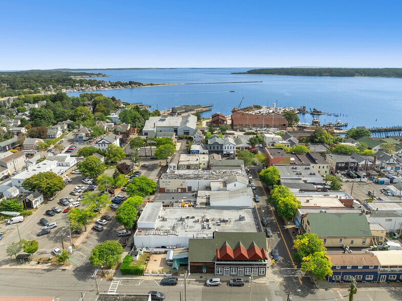 More Photos Of 48 Front St, Greenport Restaurant For Sale