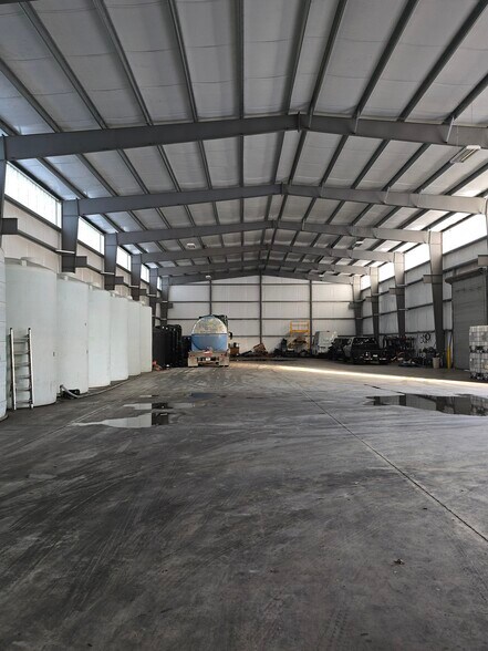 More Photos Of 16310 Aldine Westfield Rd, Houston Warehouse For Sale