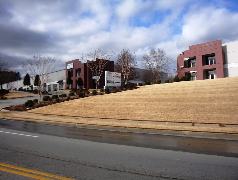 More Photos Of 4700 S Bowman Rd, Little Rock Light Manufacturing For Lease