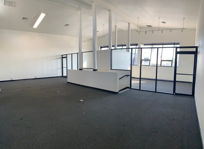 More Photos Of 7519-7521 Melrose Ave, Los Angeles Storefront Retail Office For Sale