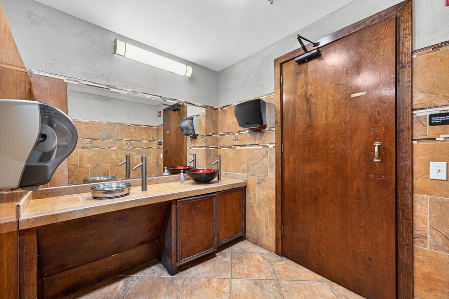 More Photos Of 1271 FM 518 Rd, League City Restaurant For Sale