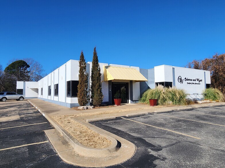 More Photos Of 4554 S Harvard Ave, Tulsa Office For Lease