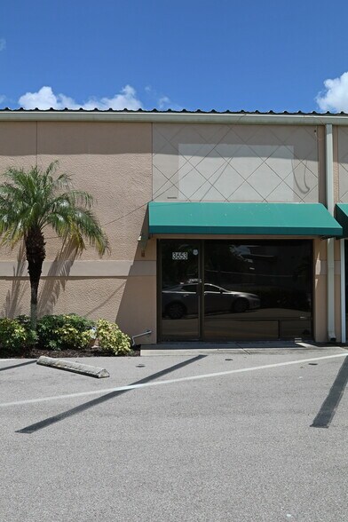 More Photos Of 3663 Arnold Ave, Naples Light Manufacturing For Lease