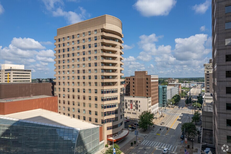 Primary Photo Of 109 N Main St, Dayton Apartments For Sale