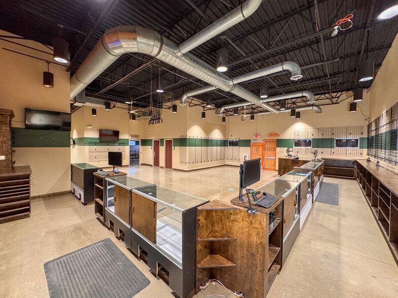 More Photos Of 1616 State Route 28, Loveland Freestanding For Sale
