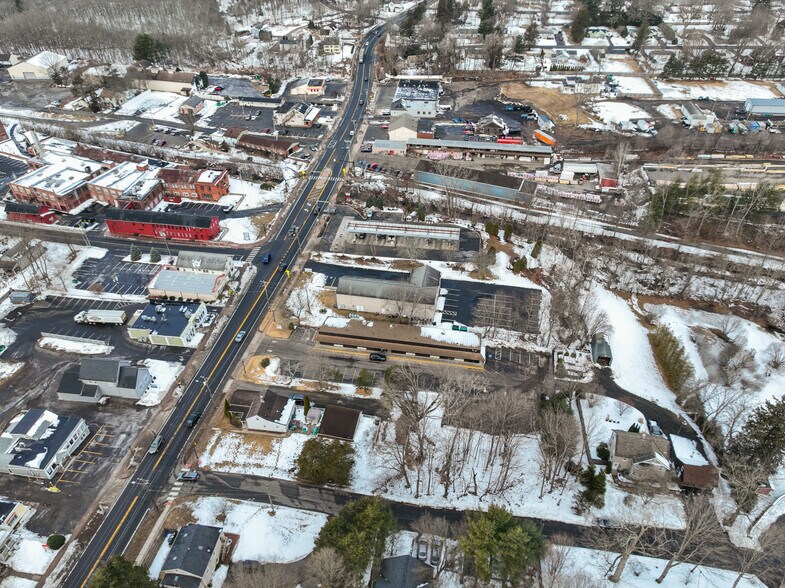 More Photos Of 460 W Main St, Cheshire Restaurant For Sale