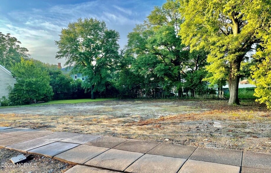 More Photos Of 412 Castle St, Wilmington Land For Sale