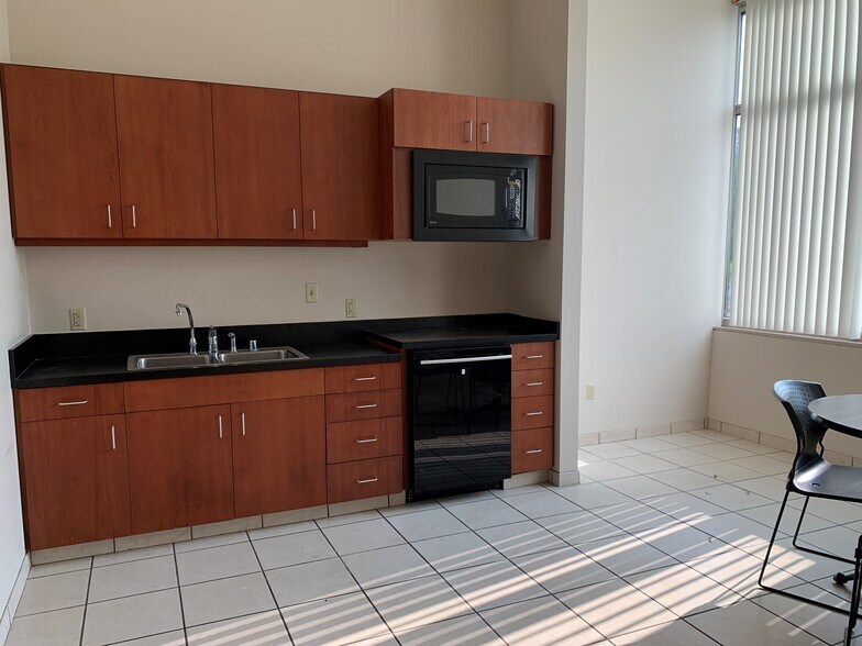 More Photos Of 4100 Corporate Center Dr, Springdale Office For Lease