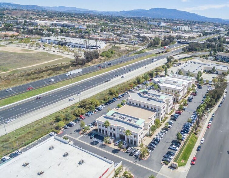 More Photos Of 27290 Madison Ave, Temecula Unknown For Lease