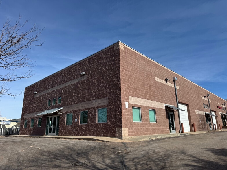 More Photos Of 1075 Ford St, Colorado Springs Warehouse For Lease