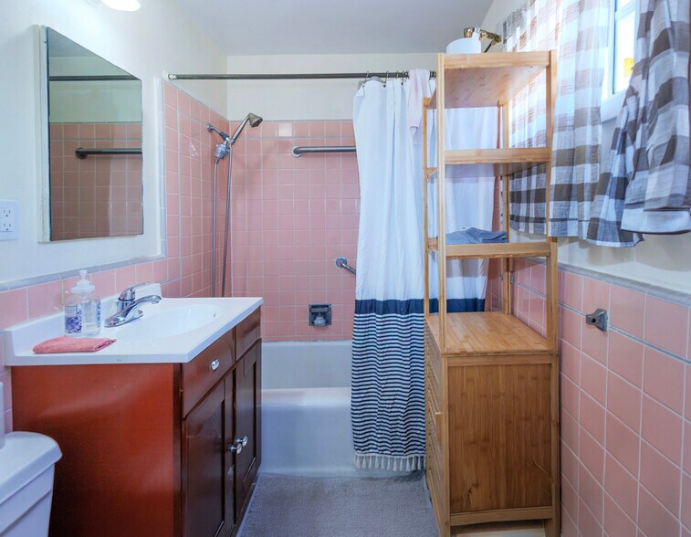 More Photos Of 725-731 Hillside blvd, Daly City Apartments For Sale