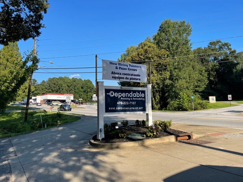 More Photos Of 216 E Memorial Dr, Dallas Storefront Retail Office For Sale