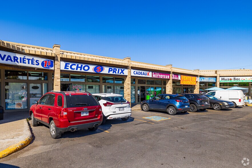 More Photos Of 3545 Boul Dagenais O, Laval Freestanding For Lease