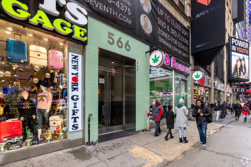 More Photos Of 566 7th Ave, New York Office For Lease