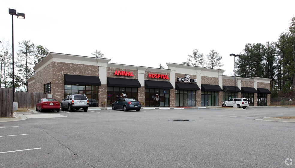 Primary Photo Of 1675 Peachtree Pky, Cumming Storefront Retail Office For Lease