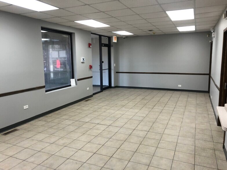 More Photos Of 808 N Broadway Ave, Melrose Park Medical For Lease