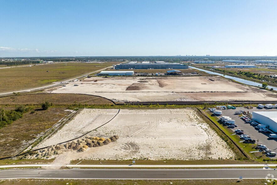 More Photos Of 8950 Alico Trade Center, Fort Myers Land For Lease