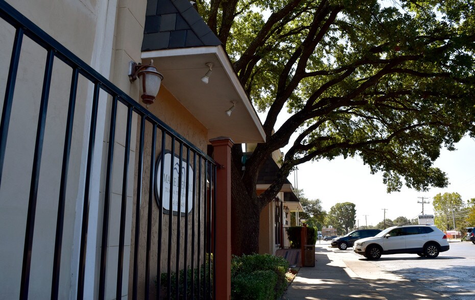 More Photos Of 5510 Abrams Rd, Dallas Office For Lease