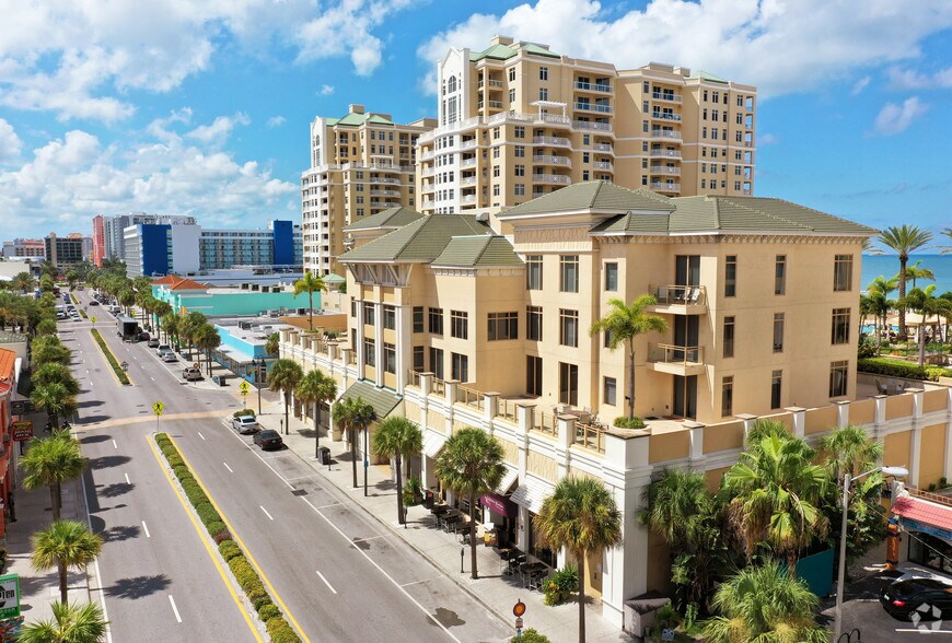 More Photos Of 470 Mandalay Ave, Clearwater Beach Apartments For Lease