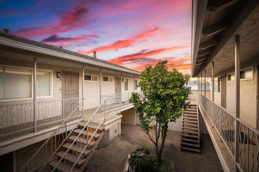 More Photos Of 918 S Cabrillo Ave, San Pedro Apartments For Sale