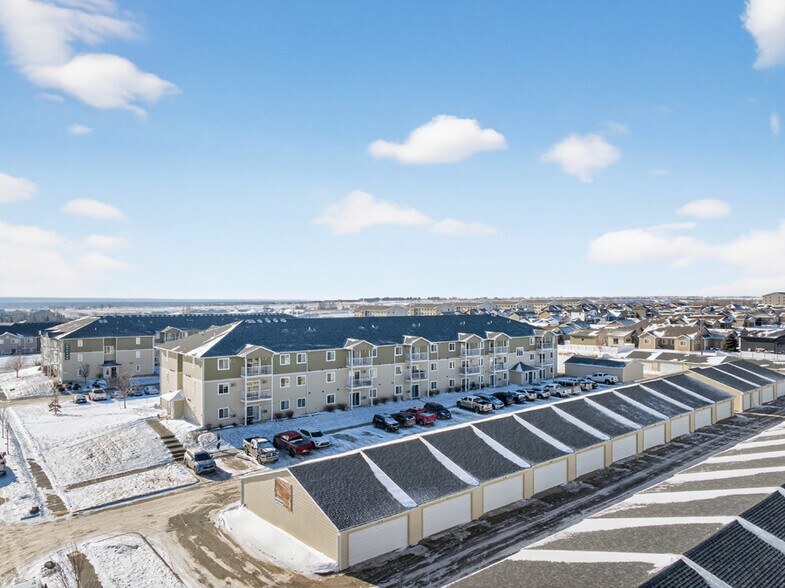 More Photos Of 2415-2501 24th Ave, Williston Apartments For Sale