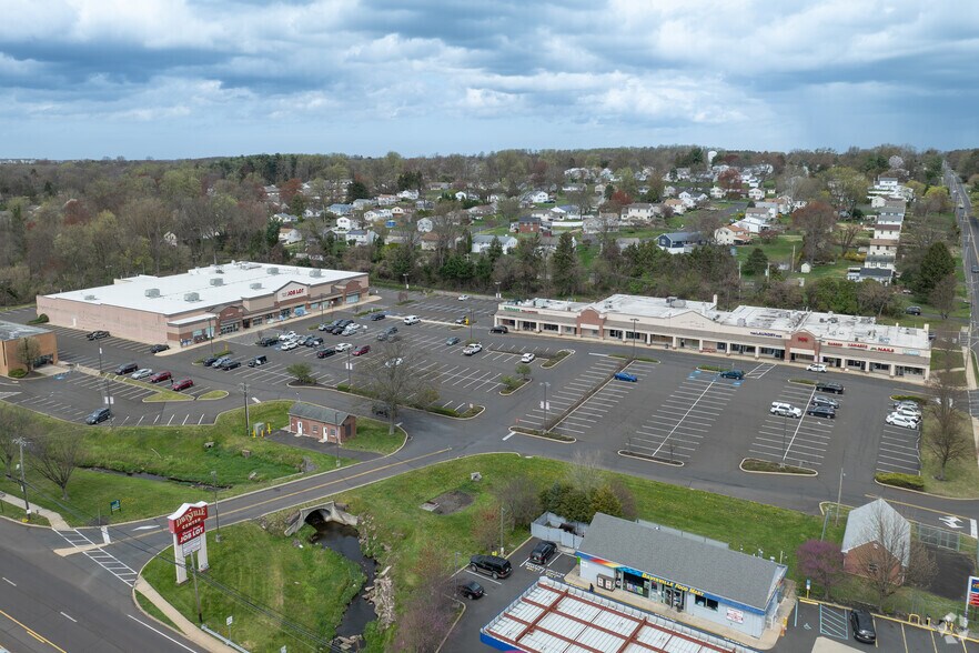 More Photos Of 850 E Street Rd, Warminster Township Unknown For Lease