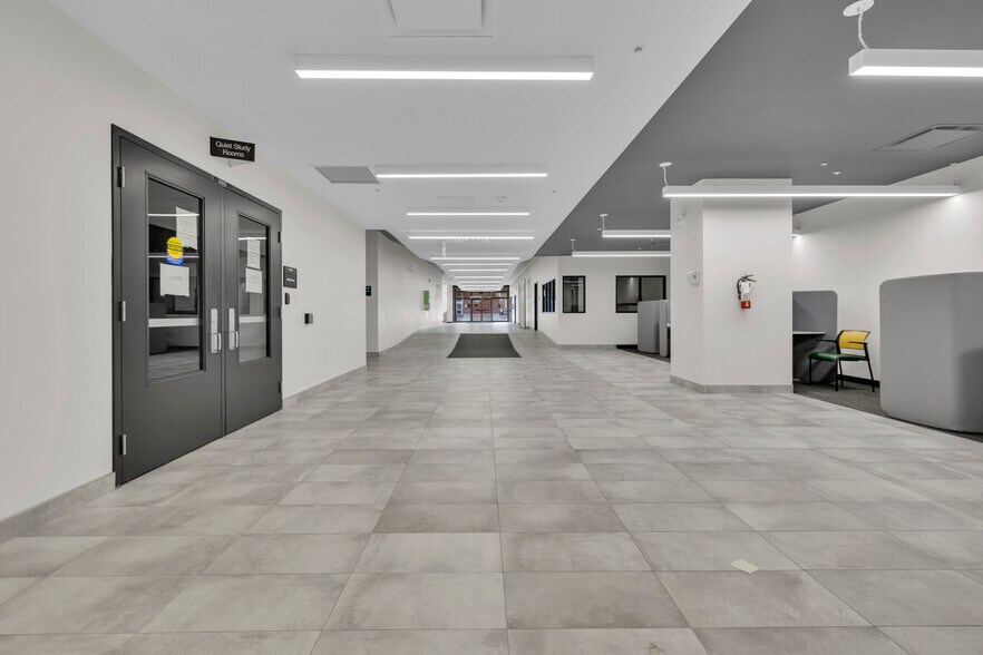 More Photos Of 333 Riverside Dr W, Windsor Office For Lease